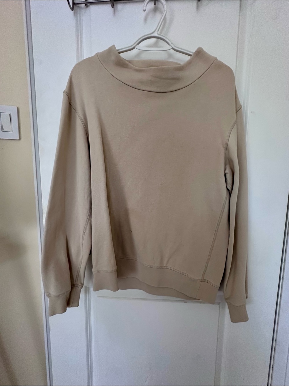 KOTN Relaxed Mock Neck Sweater in Beige Cream